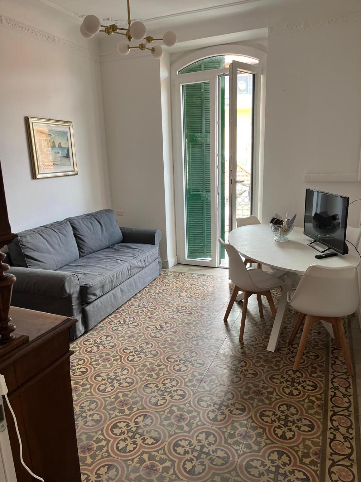 Casa Zeffiro 7 * Sanremo